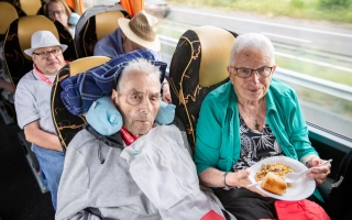 010-Lourdes 2022-2503